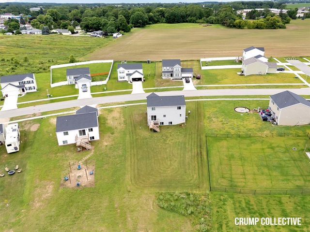 205 Vansen Drive, Kent City, MI 49330