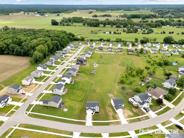 205 Vansen Drive, Kent City, MI 49330