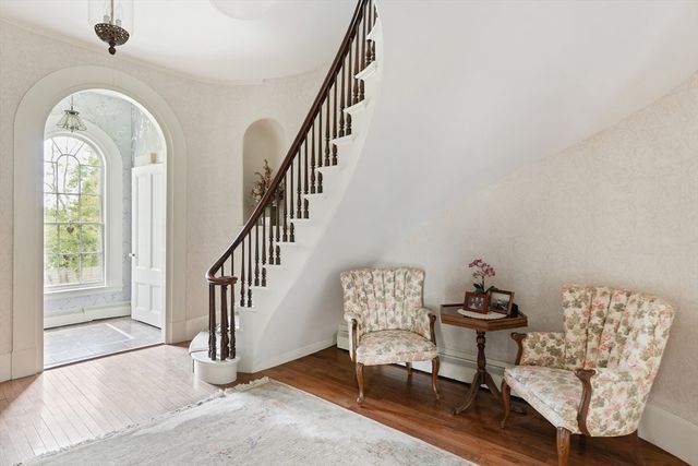 65 Hayden Rowe Street, Hopkinton, MA 01748