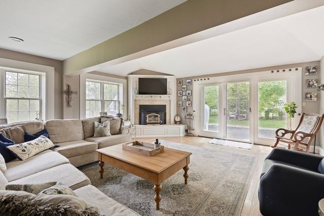 65 Hayden Rowe Street, Hopkinton, MA 01748