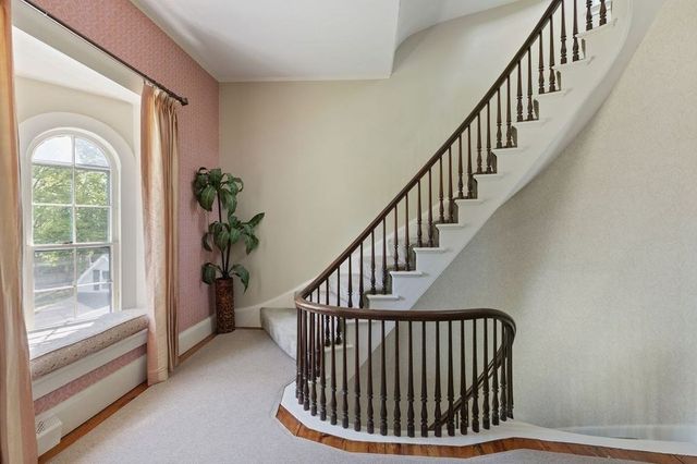 65 Hayden Rowe Street, Hopkinton, MA 01748