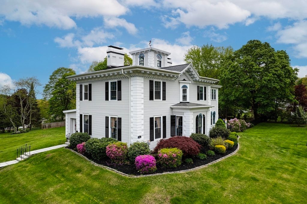 65 Hayden Rowe Street, Hopkinton, MA 01748