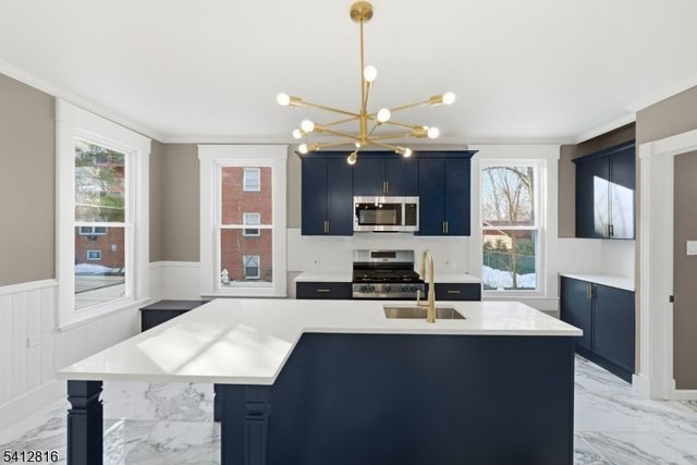 11 Eastern Ave, Somerville Boro, NJ 08876