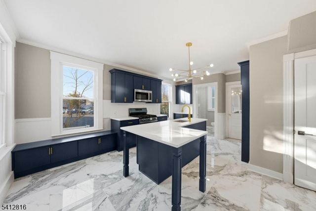 11 Eastern Ave, Somerville Boro, NJ 08876