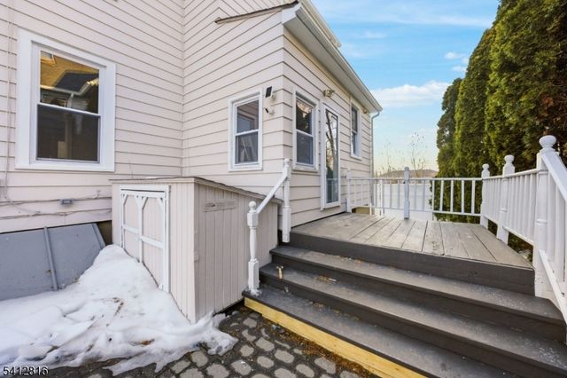 11 Eastern Ave, Somerville Boro, NJ 08876