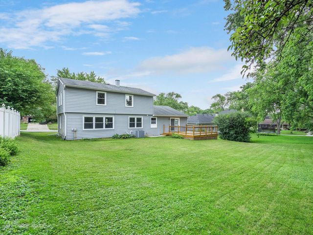 704 59th Street, Lisle, IL 60532