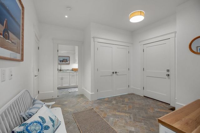 2 Monomoy Lane, Orleans, MA 02653