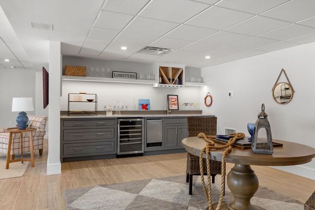 2 Monomoy Lane, Orleans, MA 02653