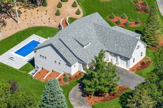 2 Monomoy Lane, Orleans, MA 02653