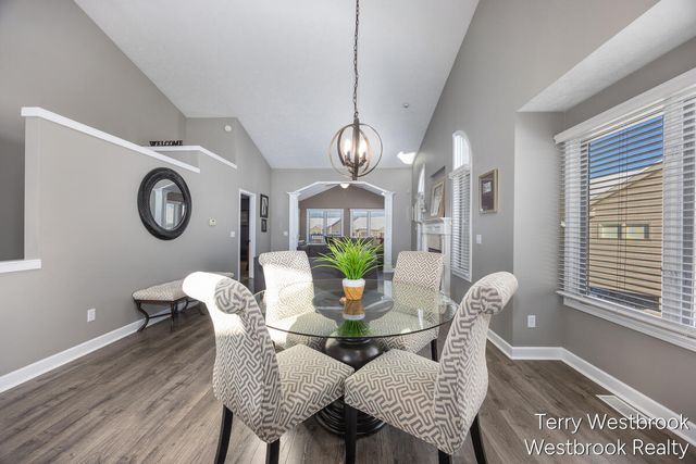 2546 Highridge Lane, Grand Rapids, MI 49546