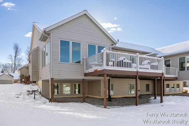 2546 Highridge Lane, Grand Rapids, MI 49546