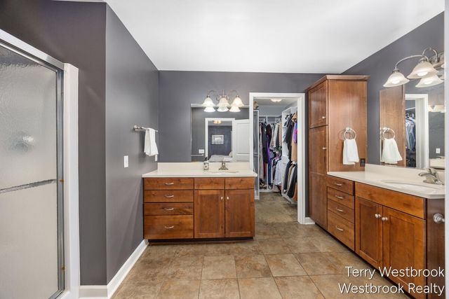 2546 Highridge Lane, Grand Rapids, MI 49546