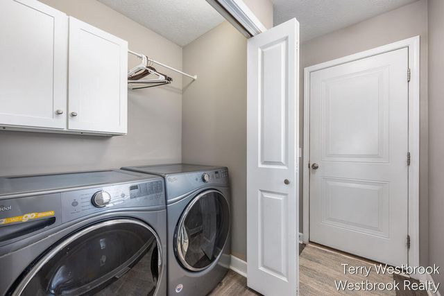 2546 Highridge Lane, Grand Rapids, MI 49546