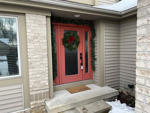 2546 Highridge Lane, Grand Rapids, MI 49546