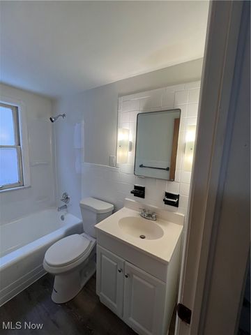 796 Eddy Road, Cleveland, OH 44108