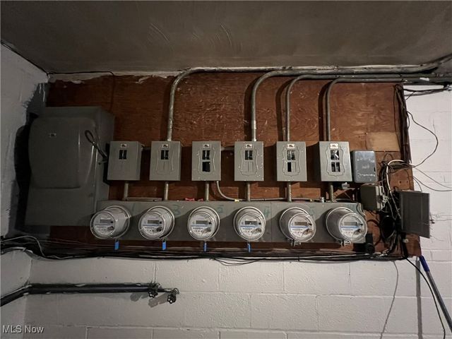 796 Eddy Road, Cleveland, OH 44108