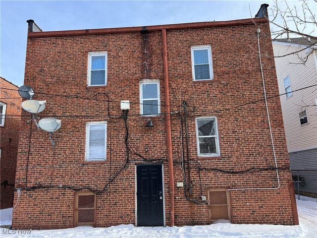 796 Eddy Road, Cleveland, OH 44108