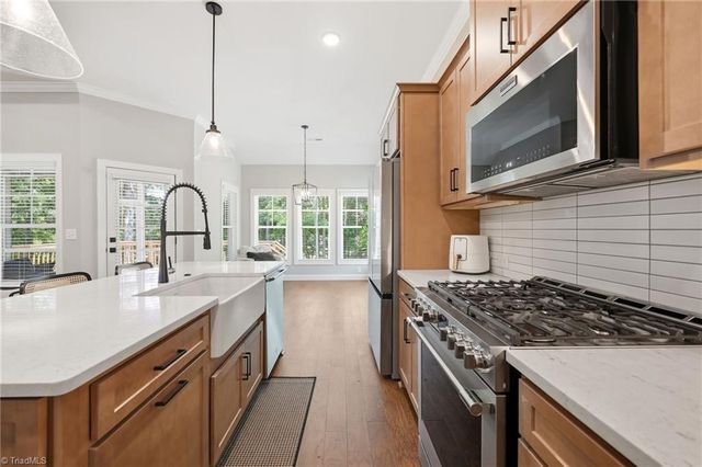278 Vine Ridge Drive, Winston-salem, NC 27127
