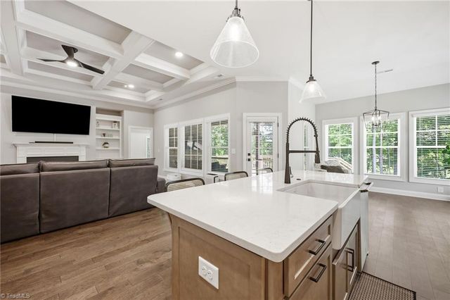 278 Vine Ridge Drive, Winston-salem, NC 27127