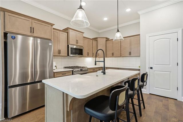 278 Vine Ridge Drive, Winston-salem, NC 27127