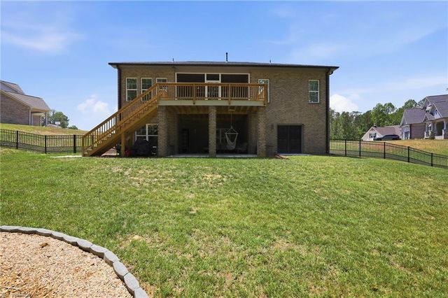 278 Vine Ridge Drive, Winston-salem, NC 27127
