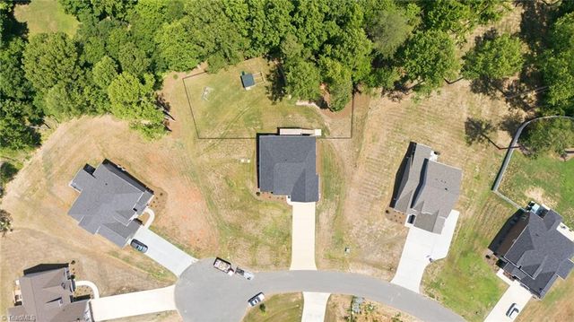 278 Vine Ridge Drive, Winston-salem, NC 27127