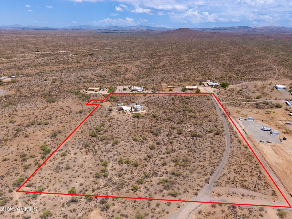 43513 N 261ST Avenue, Morristown, AZ 85342 — photo 2