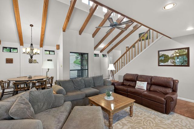 2512 Sunset Cliff RD, Burnet, TX 78611