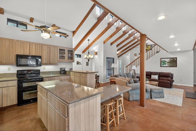 2512 Sunset Cliff RD, Burnet, TX 78611
