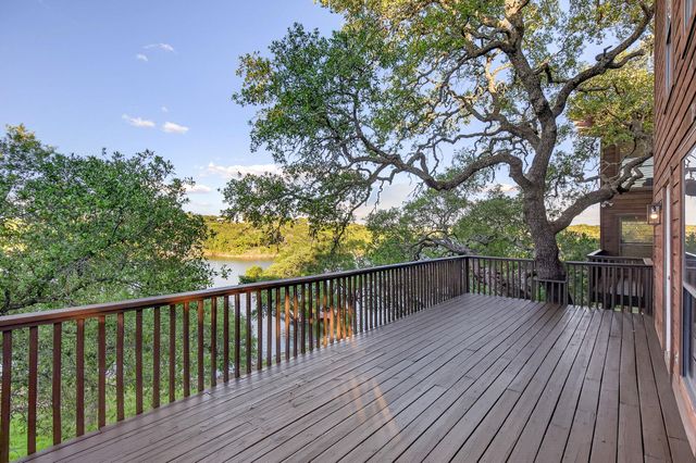 2512 Sunset Cliff RD, Burnet, TX 78611