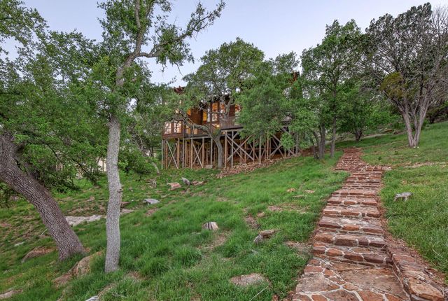 2512 Sunset Cliff RD, Burnet, TX 78611