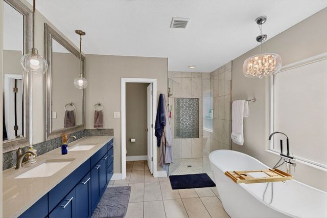 1508 San Carlos Road SW, Albuquerque, NM 87104