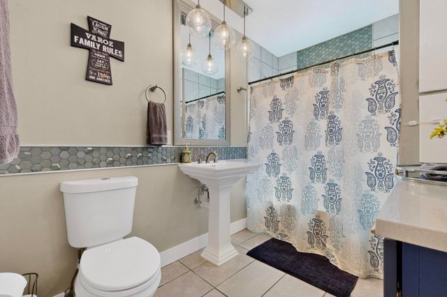 1508 San Carlos Road SW, Albuquerque, NM 87104