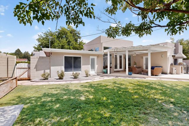 1508 San Carlos Road SW, Albuquerque, NM 87104