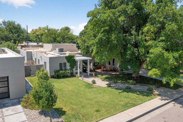 1508 San Carlos Road SW, Albuquerque, NM 87104