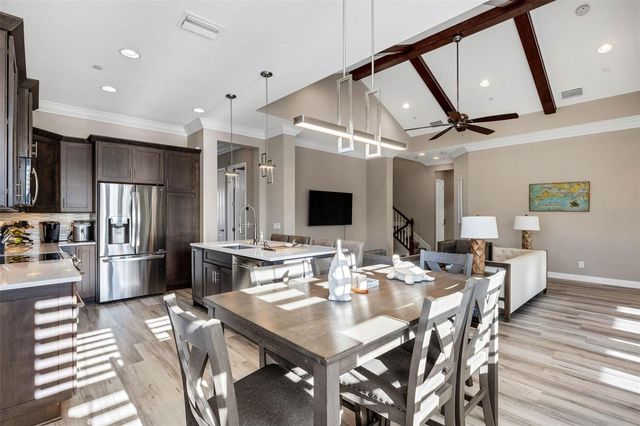 289 SAPPHIRE LAKE DRIVE 202, Bradenton, FL 34209
