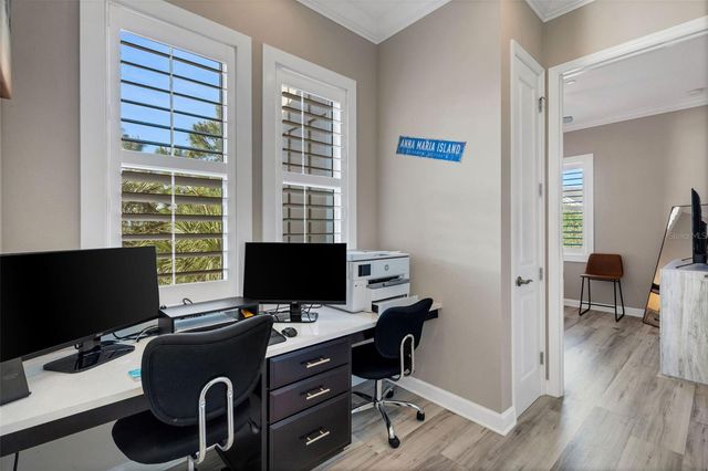 289 SAPPHIRE LAKE DRIVE 202, Bradenton, FL 34209