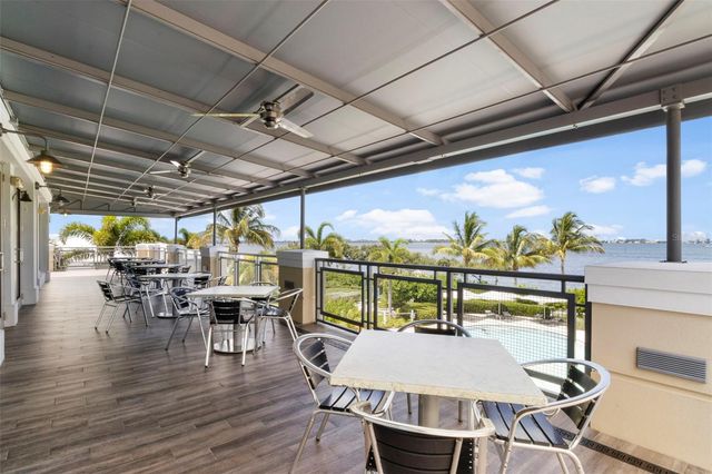 289 SAPPHIRE LAKE DRIVE 202, Bradenton, FL 34209