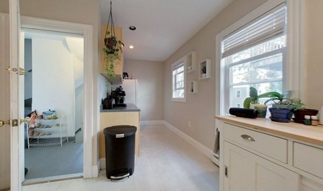 8 Speridakis Ter 1, Cambridge, MA 02139