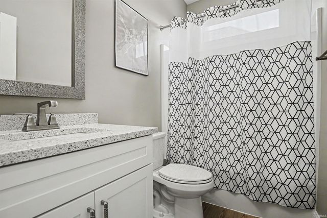 4228 Garden Oak Drive, South Bend, IN 46628