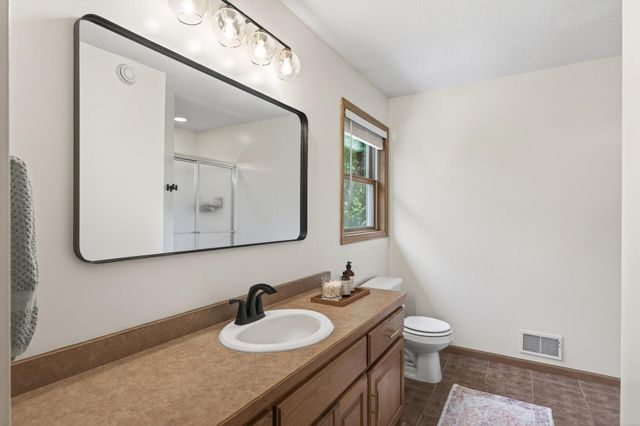 15838 Xeon Street NW, Andover, MN 55304
