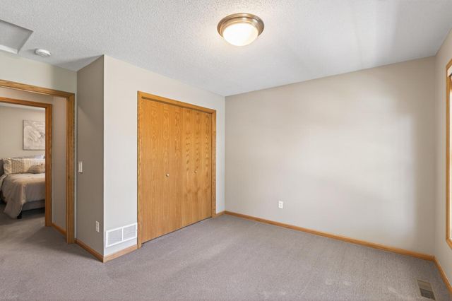 15838 Xeon Street NW, Andover, MN 55304