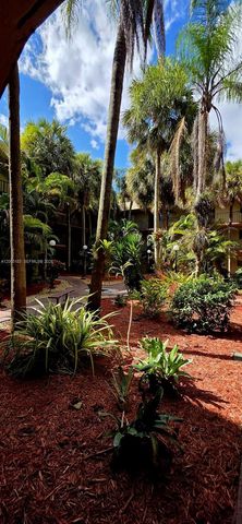 10835 SW 112th Avenue 106, Miami, FL 33176