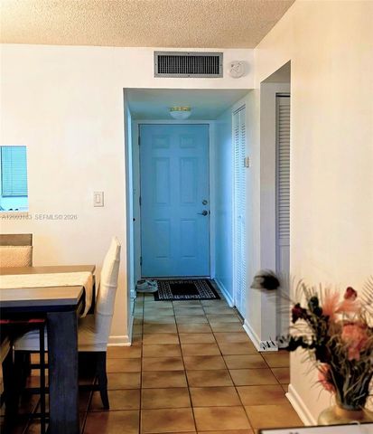 10835 SW 112th Avenue 106, Miami, FL 33176