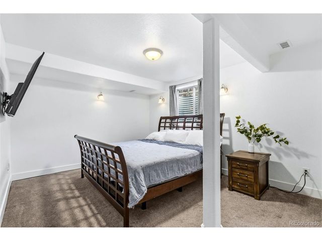 1064 S Edinburgh Dr, Loveland, CO 80537