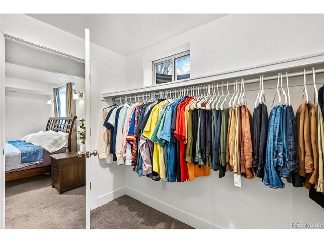 1064 S Edinburgh Dr, Loveland, CO 80537