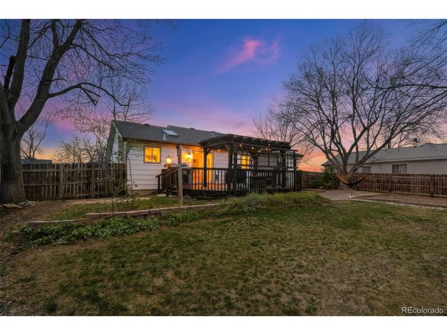 1064 S Edinburgh Dr, Loveland, CO 80537
