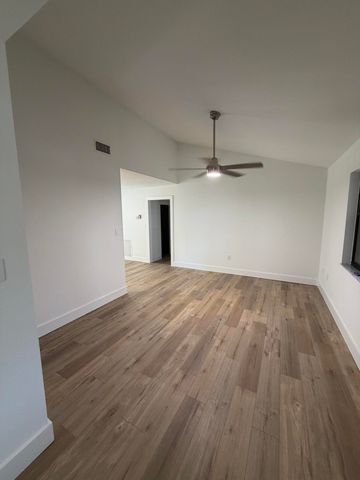 6903 Shannon Drive, Fort Pierce, FL 34951