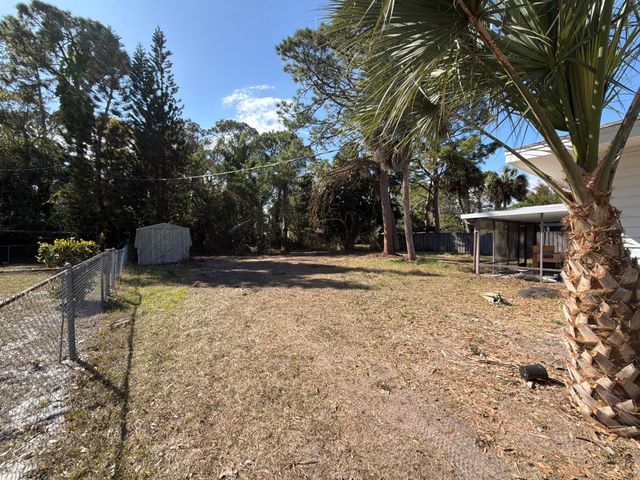 6903 Shannon Drive, Fort Pierce, FL 34951