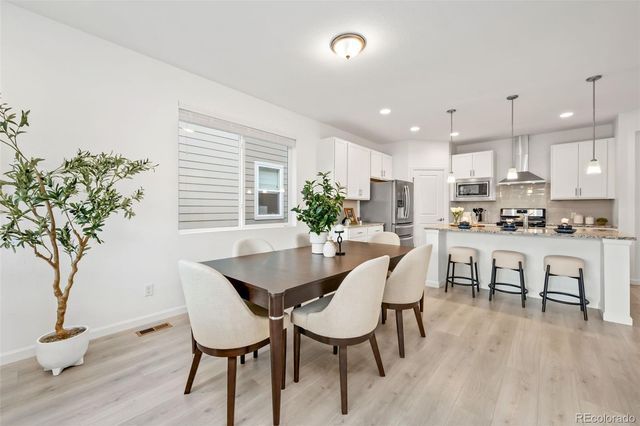 413 Overbrook Lane, Longmont, CO 80504